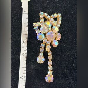 Vintage aurora borealis rhinestone brooch